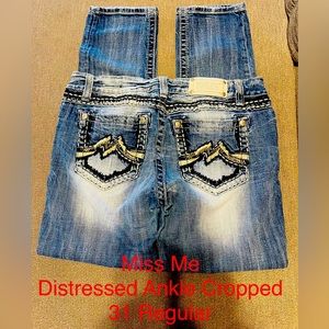 Miss Me Distressed Ankle Cropped